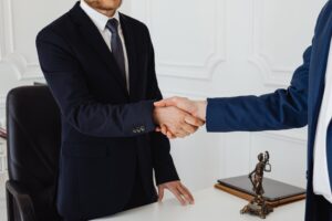استقراض در حقوق چیست