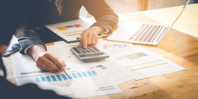 مالیات قرارداد پیمانکاری شخص حقیقی